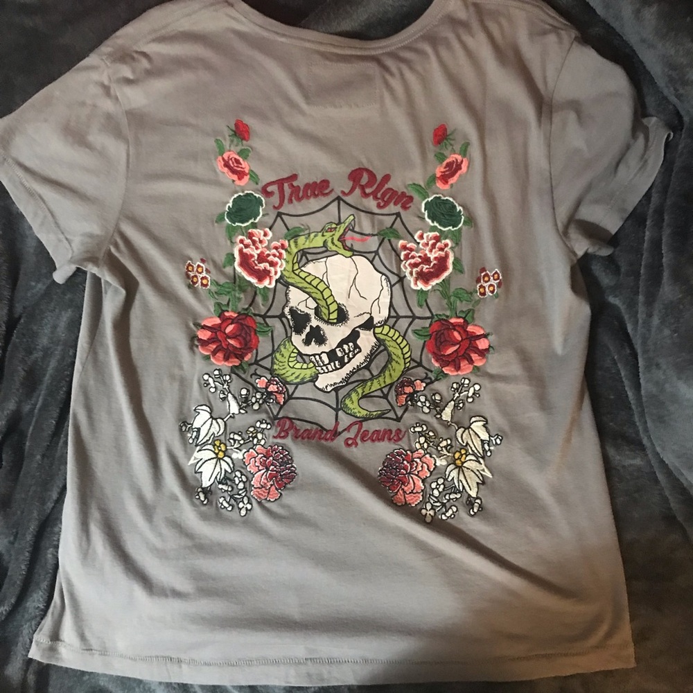 Women’s true religion shirt